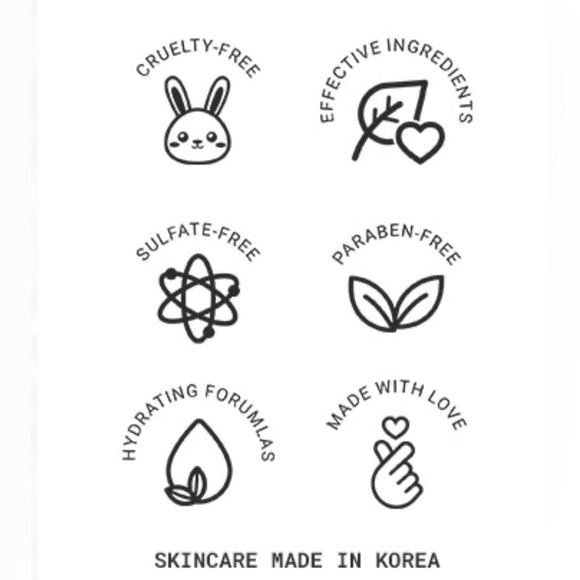 NWT Hello Kitty x The Crème Shop Macaron Lip Balm. Flavor: Icing on the cake - Picture 6 of 9